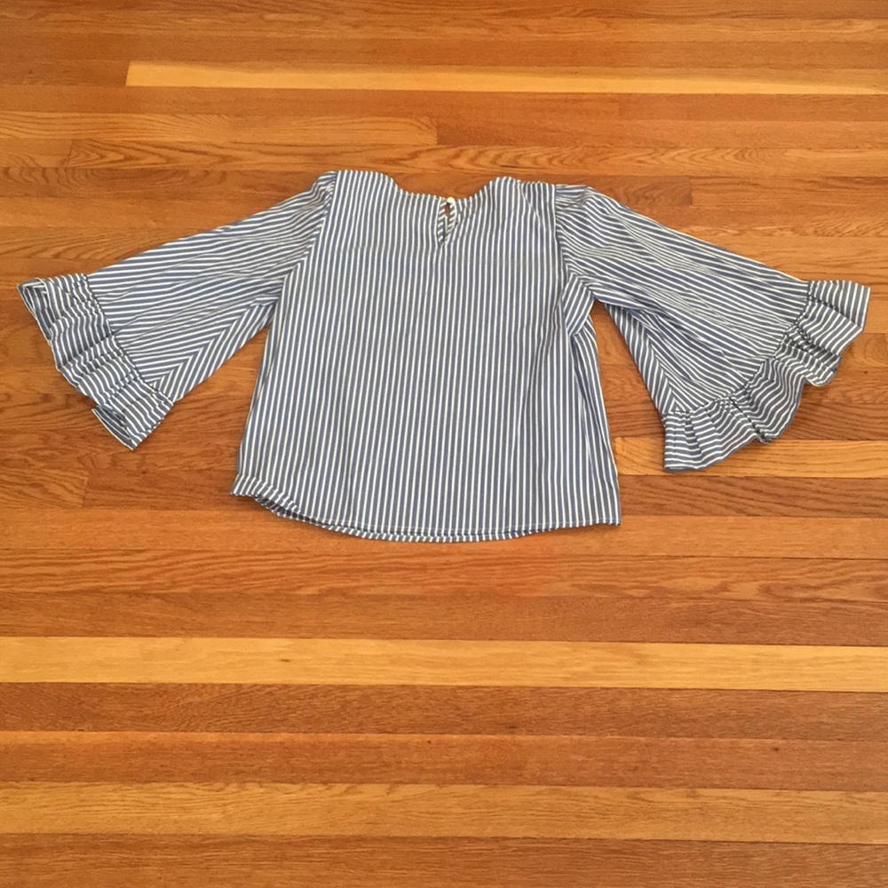 Striped top - Picture 2 of 6